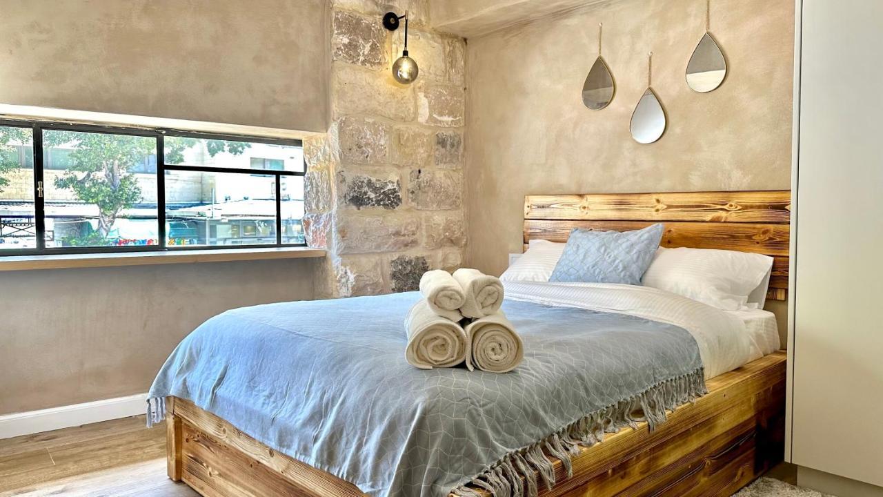 Boutique Apartment In Heart Of Haifa Esterno foto
