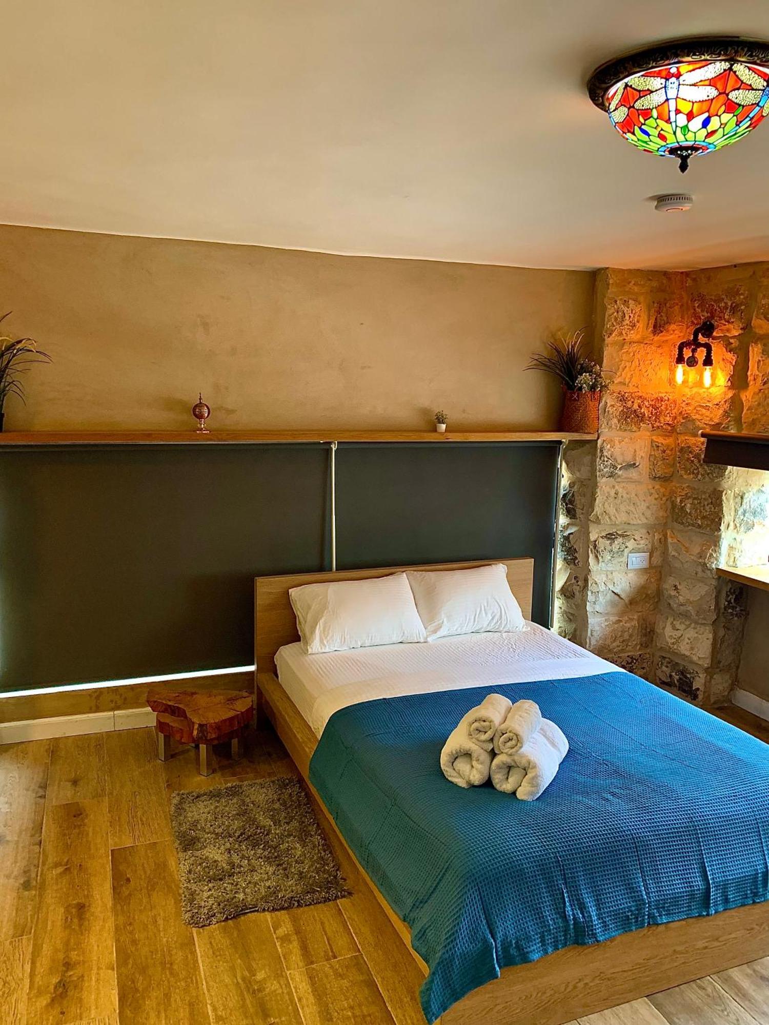 Boutique Apartment In Heart Of Haifa Esterno foto